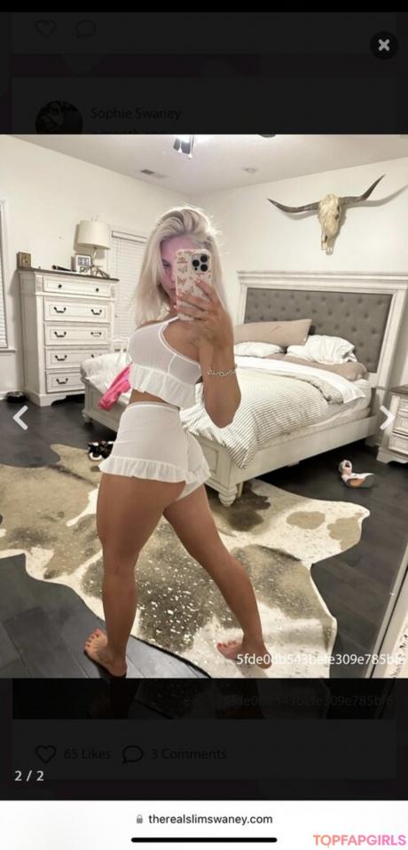 Sophie nude leaked OnlyFans photo #17