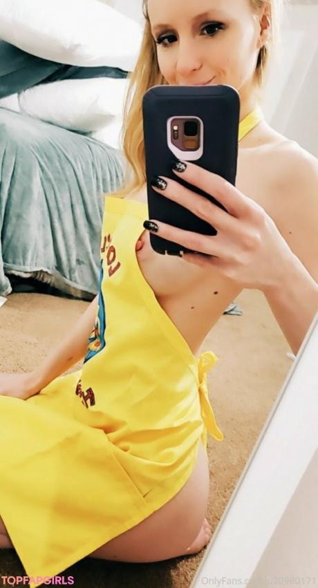 Elle nude leaked OnlyFans photo #6