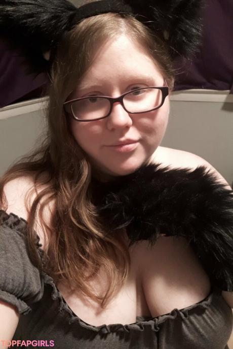 Geekikittenvip nude leaked OnlyFans photo #10