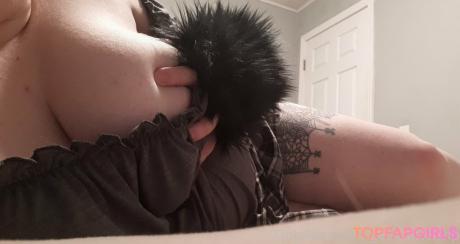 Geekikittenvip nude leaked OnlyFans photo #4