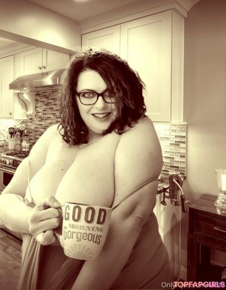 Maturebustymom nude leaked OnlyFans photo #14