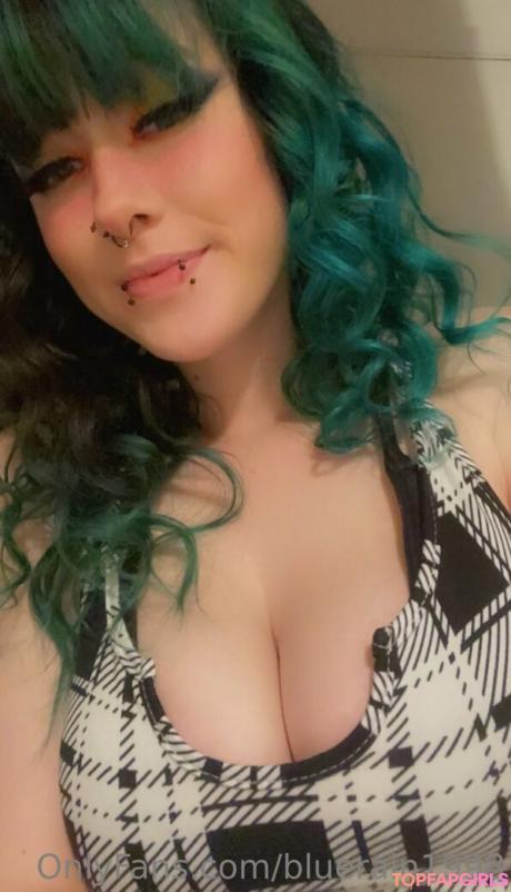 Bluerain1998 nude leaked OnlyFans photo #3