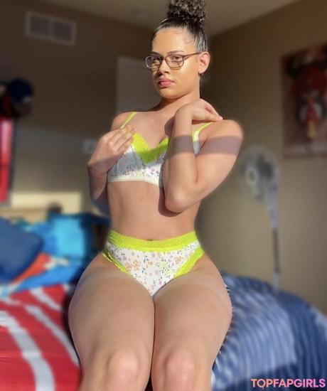 Thick nude leaked OnlyFans photo #6