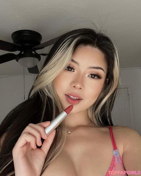 Linawinaly nude leaked OnlyFans photo #213