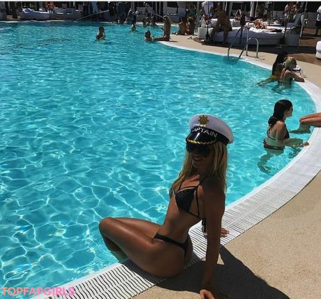 Hannah nude leaked OnlyFans photo #8