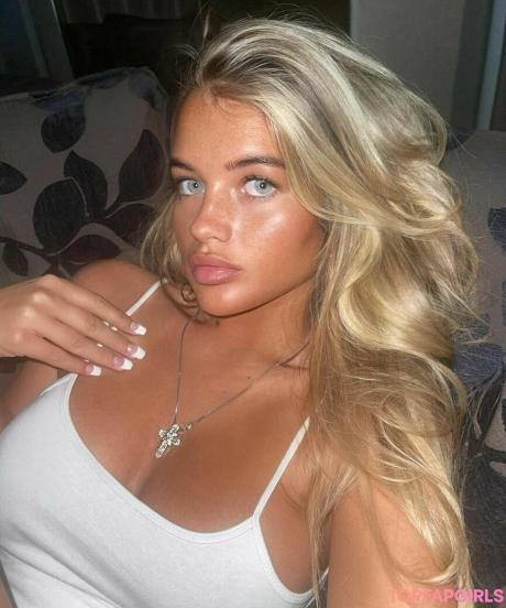 Mia nude leaked OnlyFans photo #100