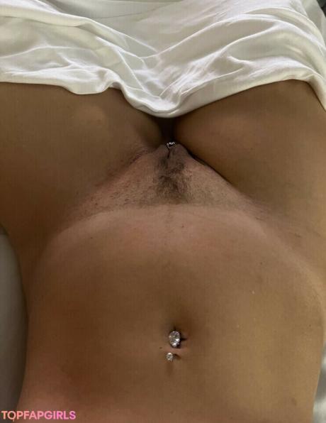 Annie nude leaked OnlyFans photo #7
