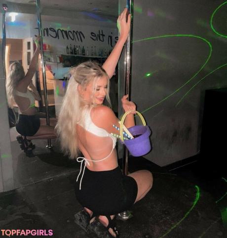 Britnyellen nude leaked OnlyFans photo #13