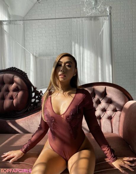 Vmynguyen nude leaked OnlyFans photo #3