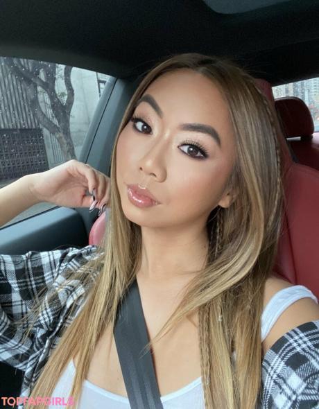 Vmynguyen nude leaked OnlyFans photo #8