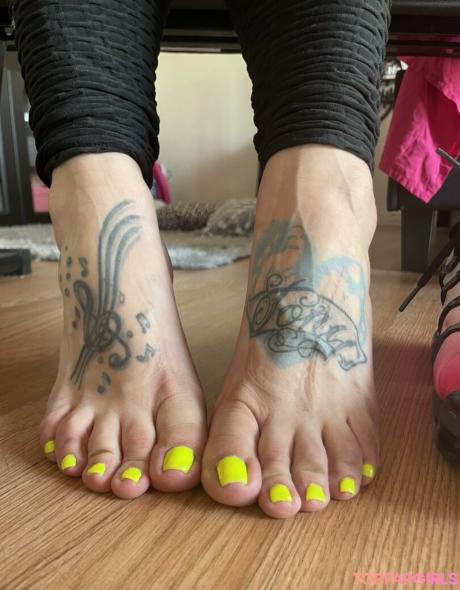 Servingfet nude leaked OnlyFans photo #33