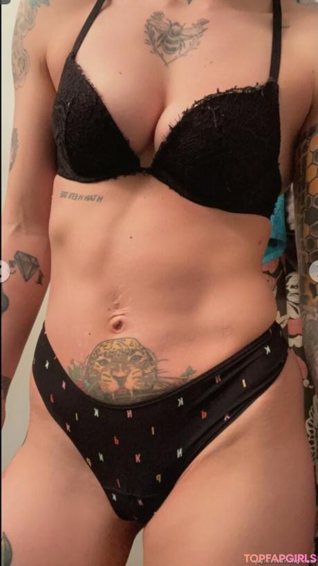 Taylor nude leaked OnlyFans photo #18