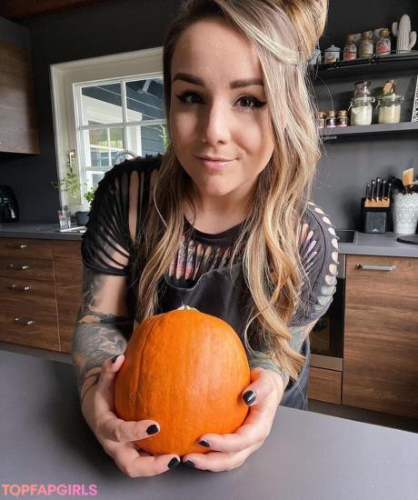 Missrage nude leaked OnlyFans photo #11