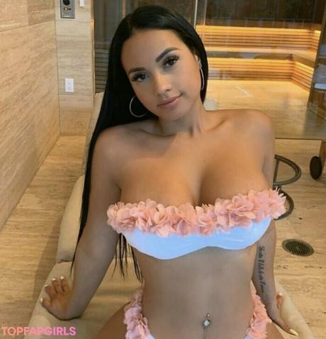 Yinethcolombiana nude leaked OnlyFans photo #11