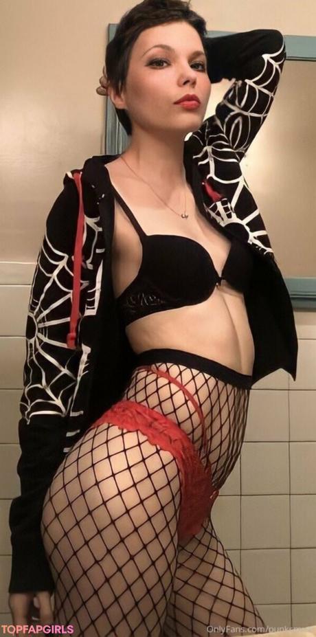 Punksmutt nude leaked OnlyFans photo #35