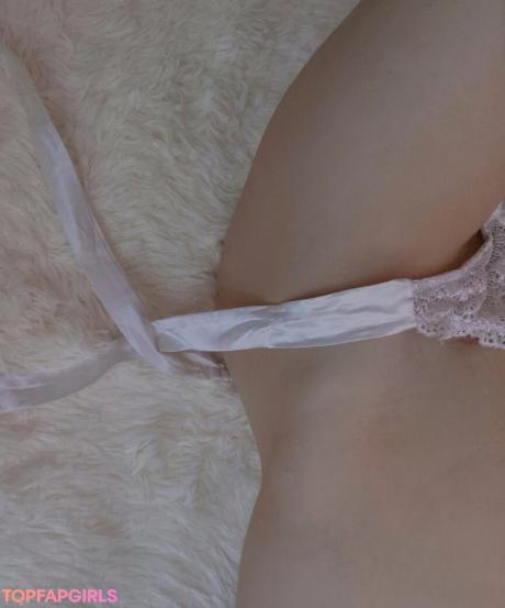 Iriesska nude leaked OnlyFans photo #60