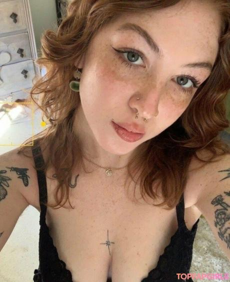 Freckledjulez nude leaked OnlyFans photo #4