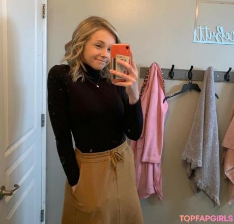 Kira_Graceeee nude leaked OnlyFans photo #12