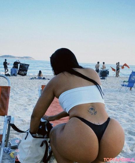 Lisandra nude leaked OnlyFans photo #4