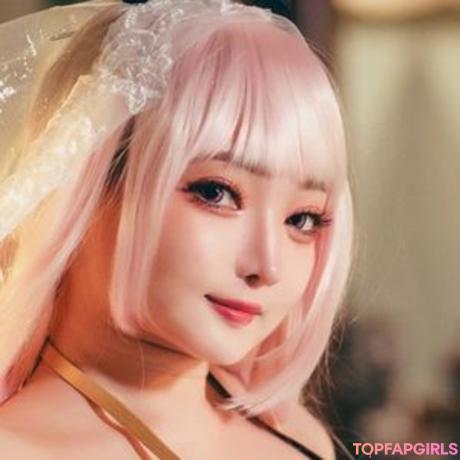 Xuxu nude leaked OnlyFans photo #5