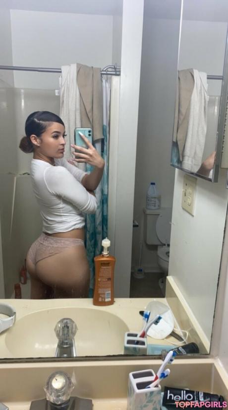 Trazyasia nude leaked OnlyFans photo #9