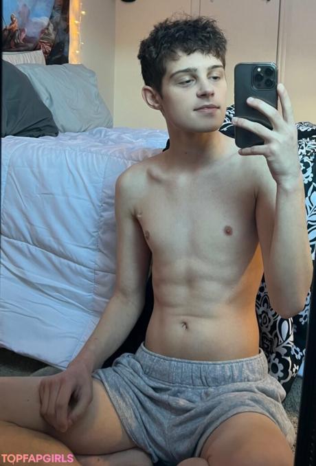 Christian nude leaked OnlyFans pic