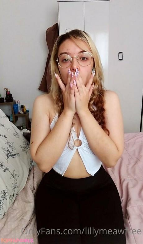 Lillymeawfree nude leaked OnlyFans photo #16