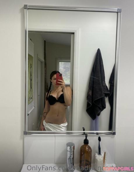 Madison nude leaked OnlyFans photo #21