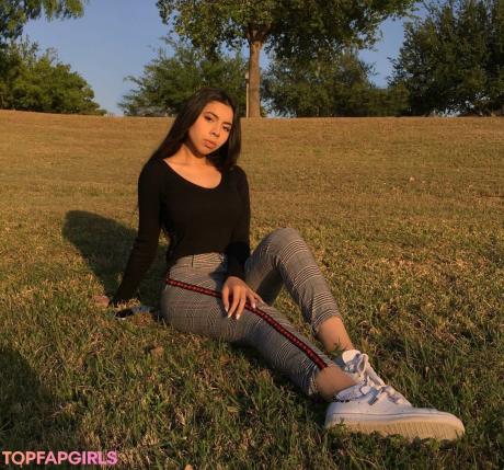 Fatima nude leaked OnlyFans photo #20
