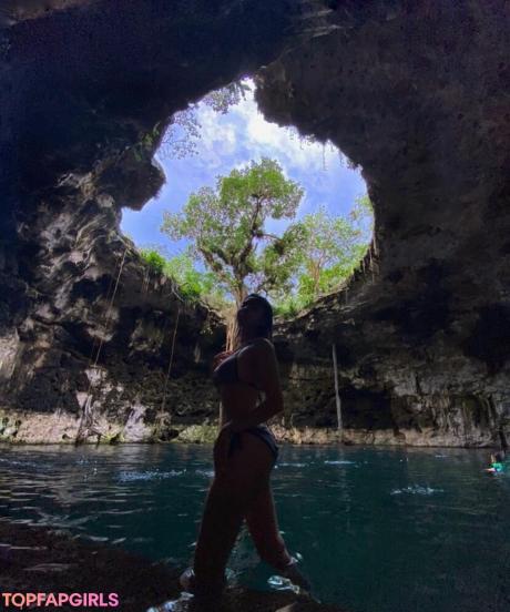 Fatima nude leaked OnlyFans photo #46
