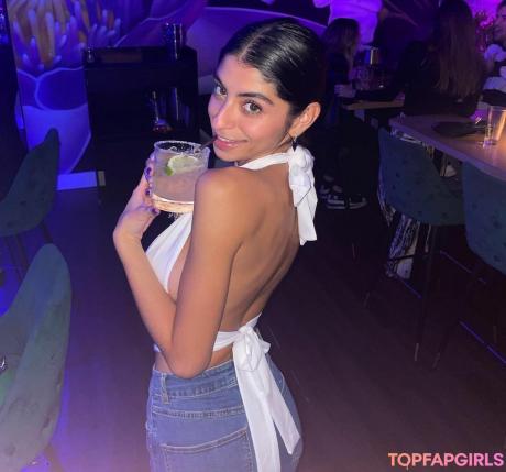 Antocarlesii nude leaked OnlyFans photo #11