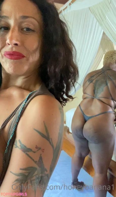 Honeybanana1 nude leaked OnlyFans photo #2