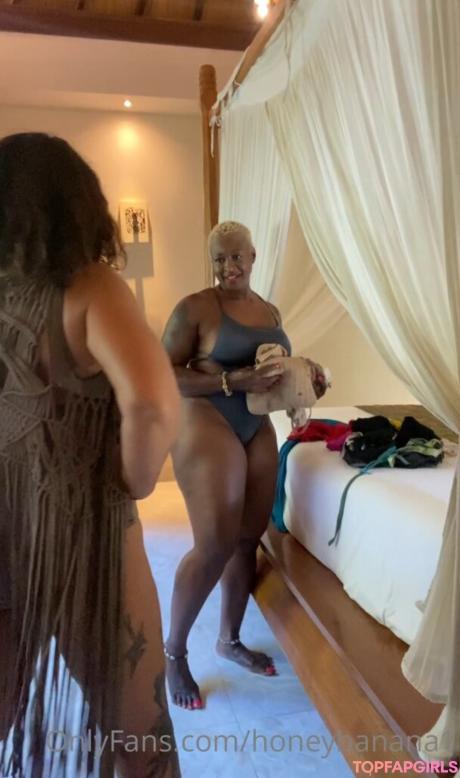 Honeybanana1 nude leaked OnlyFans photo #5