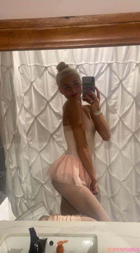 Haleyandersn nude leaked OnlyFans photo #18