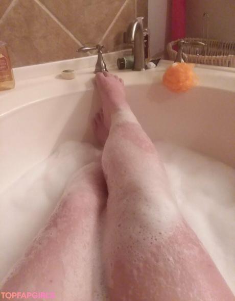 Onechubbywitch nude leaked OnlyFans photo #6