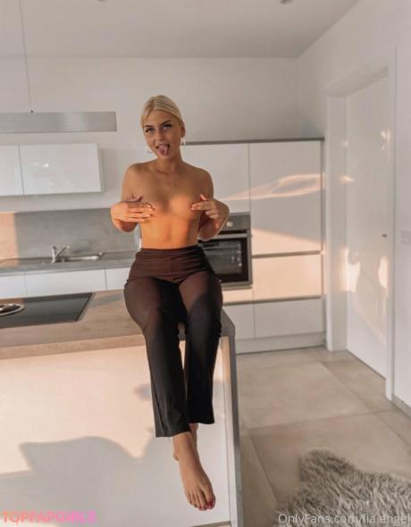 Lia nude leaked OnlyFans photo #85