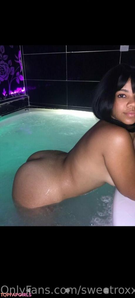Sweetroxx nude leaked OnlyFans photo #18