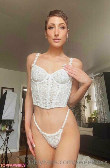 Sweetroxx nude leaked OnlyFans photo #4